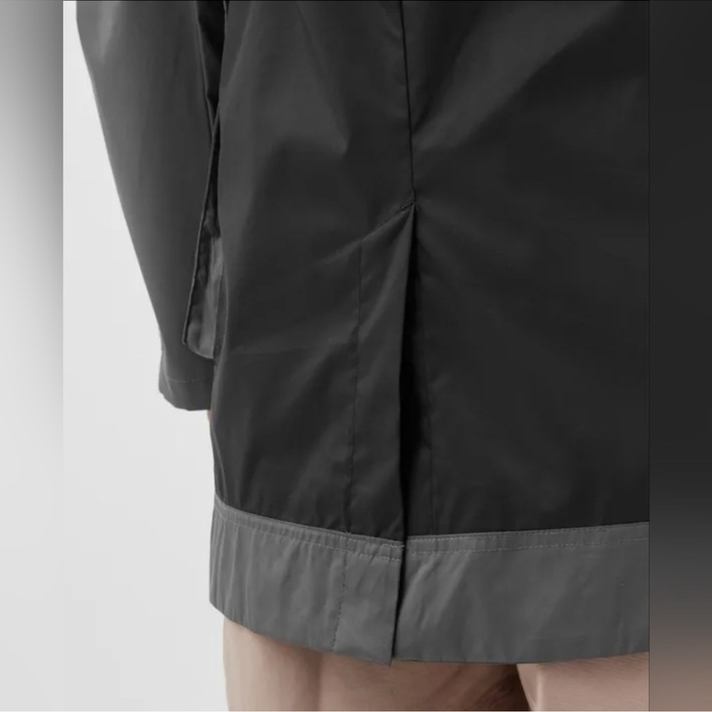 Jordan Women's Black and Gray Utility Jacket - Picture 7 of 13